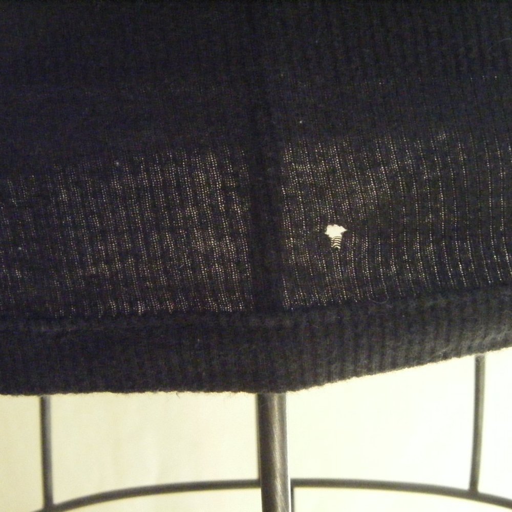 Mossimo Black Ribbed Knit V-Neck Racer Back Tank Extra Small Distressed - Picture 6 of 6